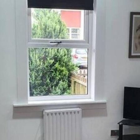 Charming 1-Bed Apartment In بيبلز المظهر الخارجي الصورة