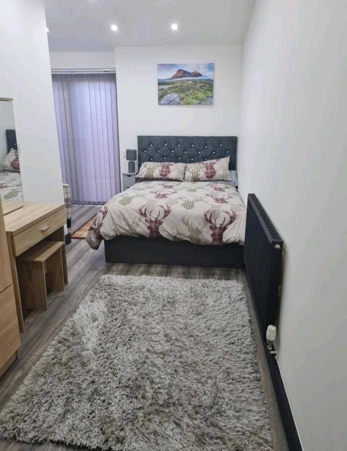 Charming 1-Bed Apartment In بيبلز المظهر الخارجي الصورة